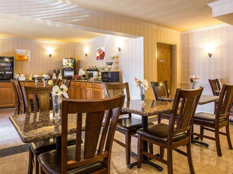 Quality Inn Fort Jackson Κολούμπια Εξωτερικό φωτογραφία